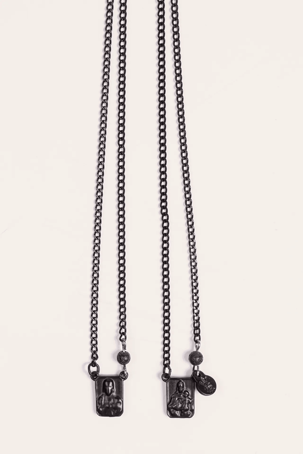 Escapulario Sergio K All Black - Henri Store