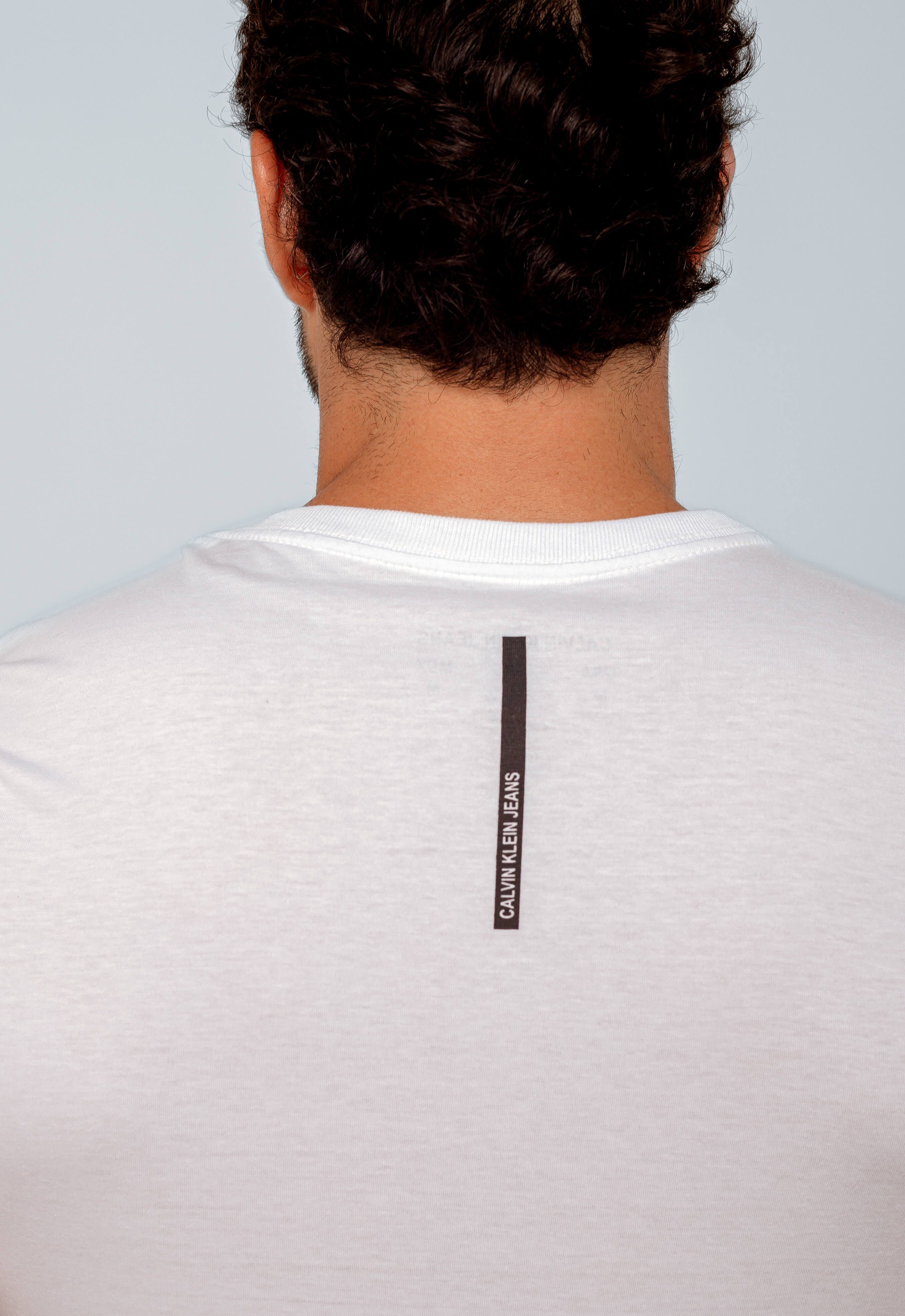 Camiseta Calvin Klein Jeans Estampa Central