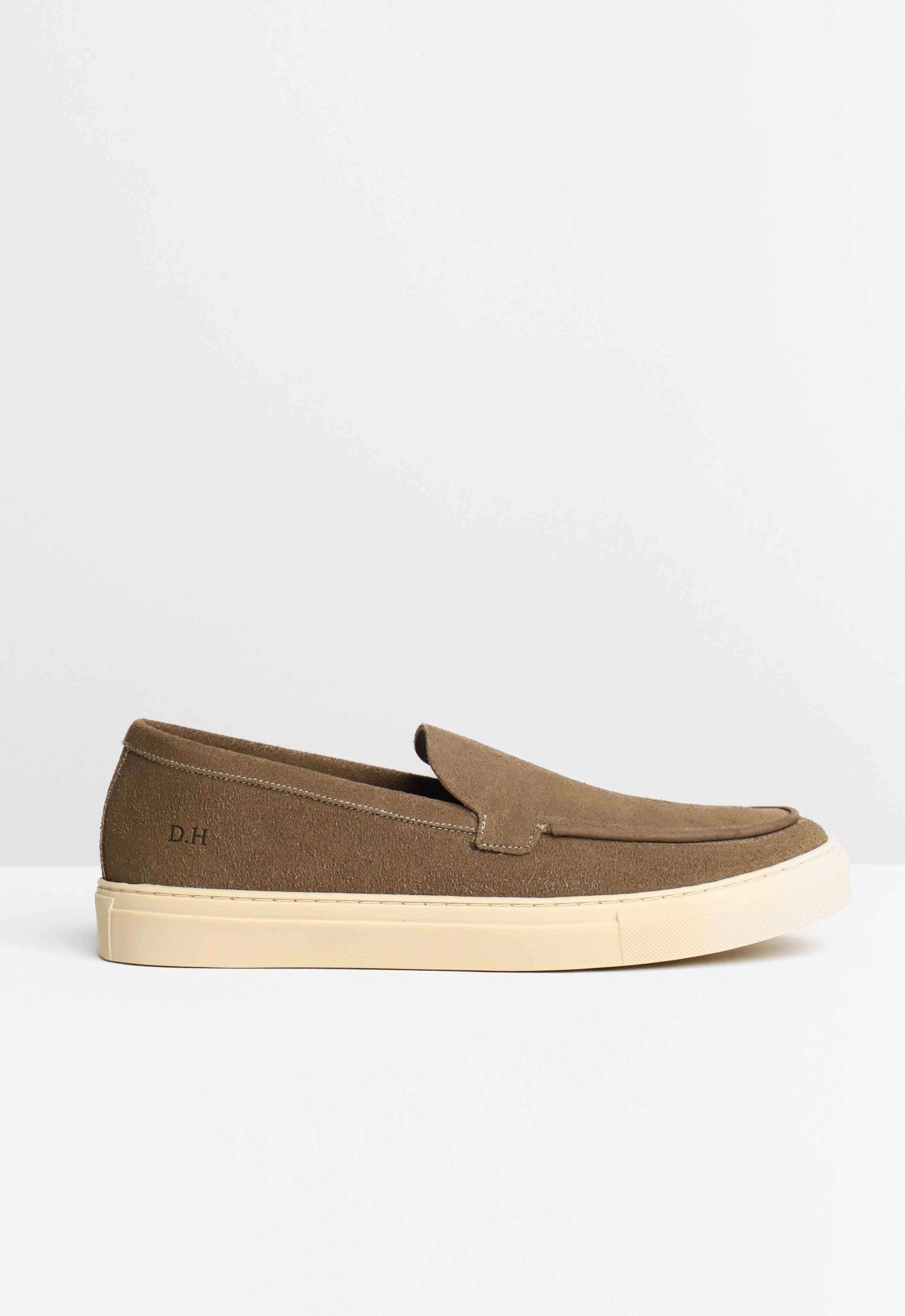 Iate Dom Henrico Velvet Smoke Marrom 104722 - Henri Store