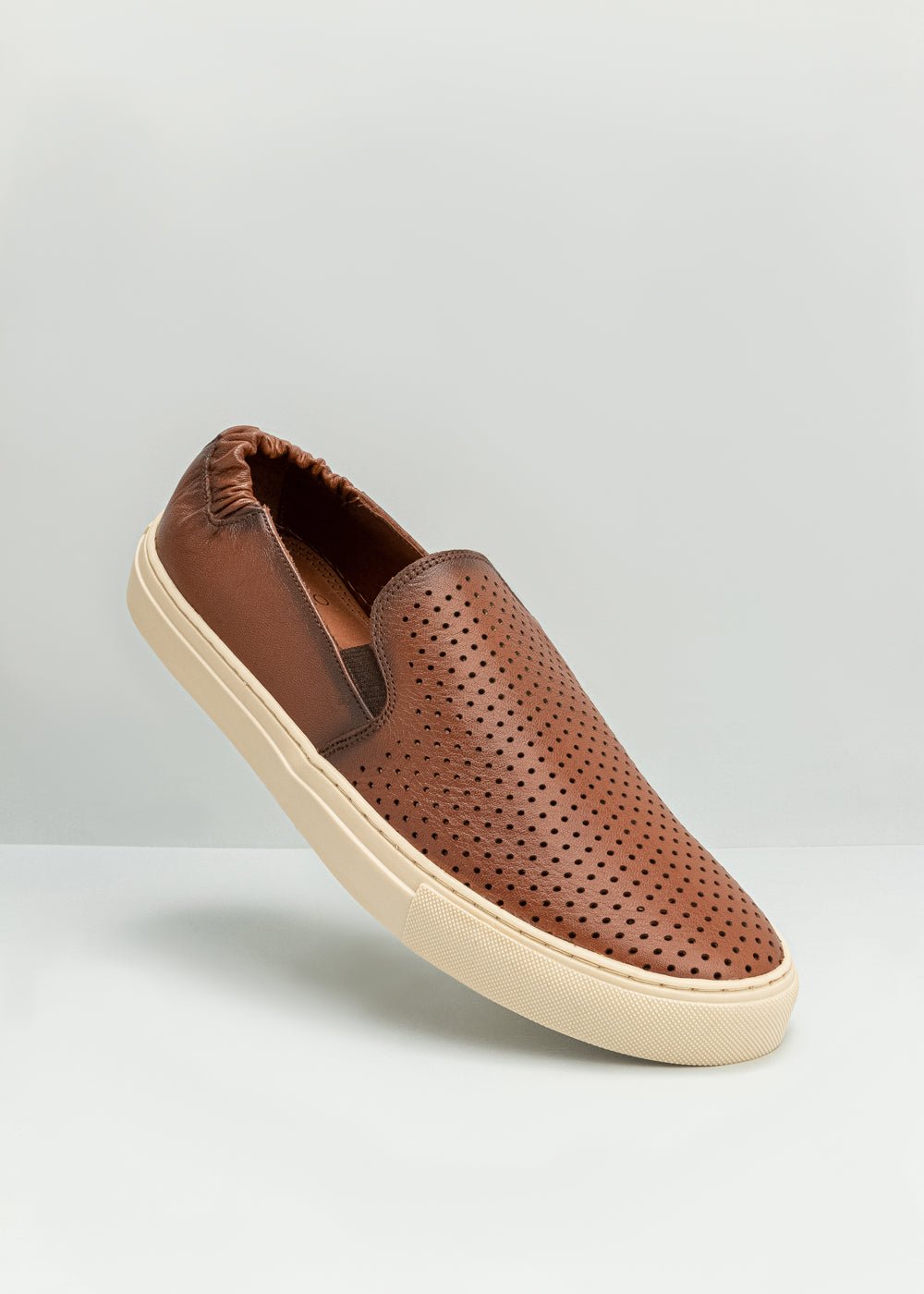 Iate Ibiza Dom Henrico 81106 Cerviatto Marrom - Henri Store