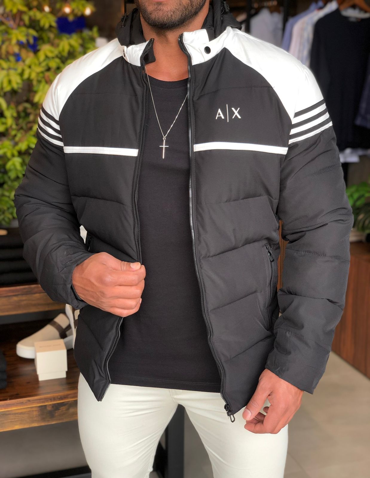 Jaqueta Armani Exchange Puffer Preta - Henri Store