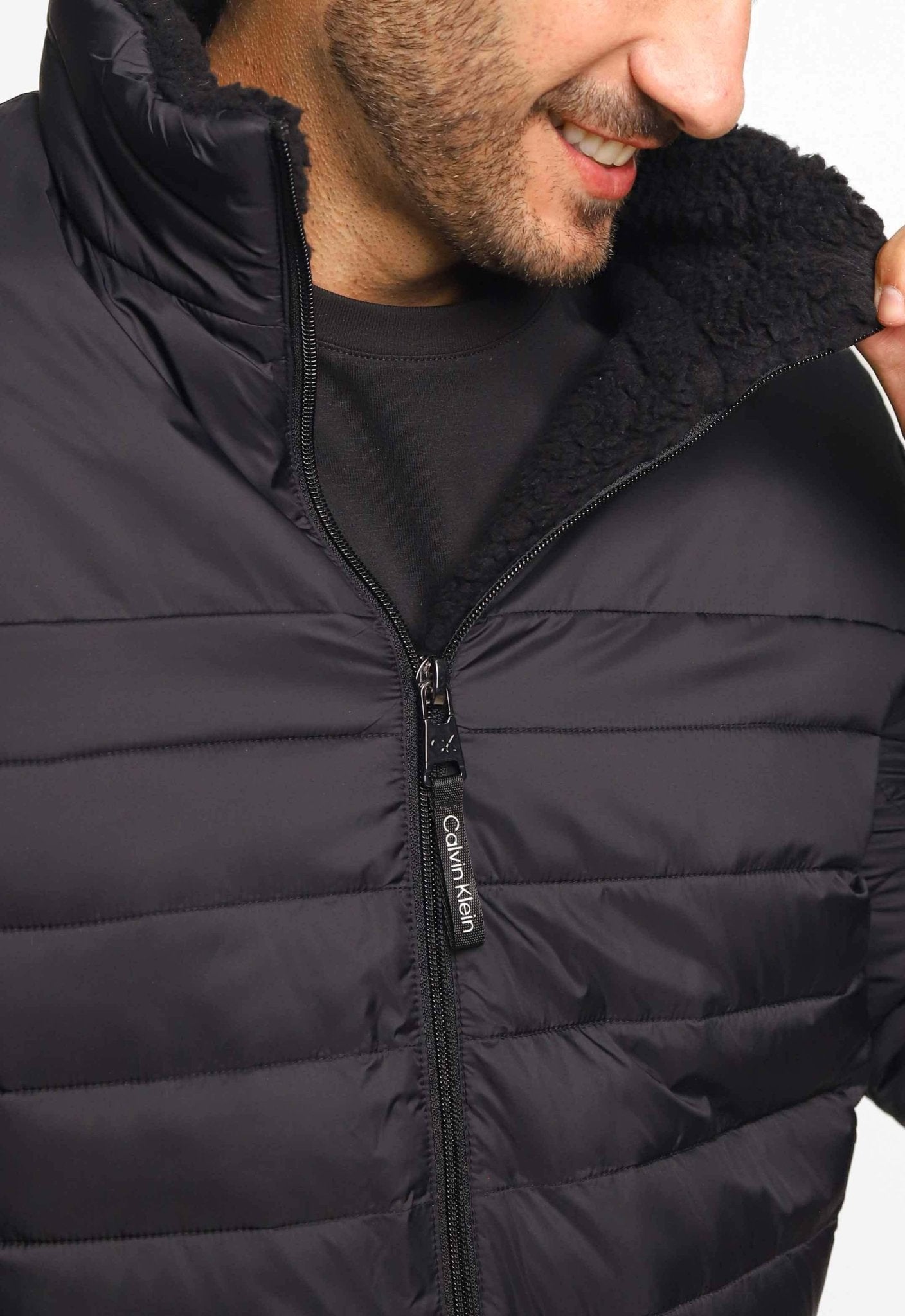 Jaqueta Calvin Klein Ck Matelasse Sherpa Basica Preto - Henri Store