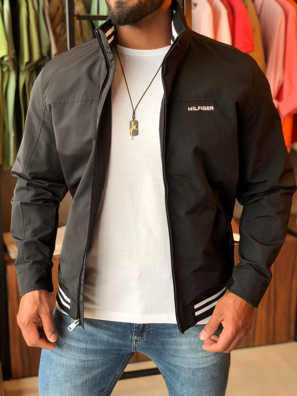Jaqueta Tommy Hilfiger Replen Regatta Jacket Preto Escrita Branco - Henri Store