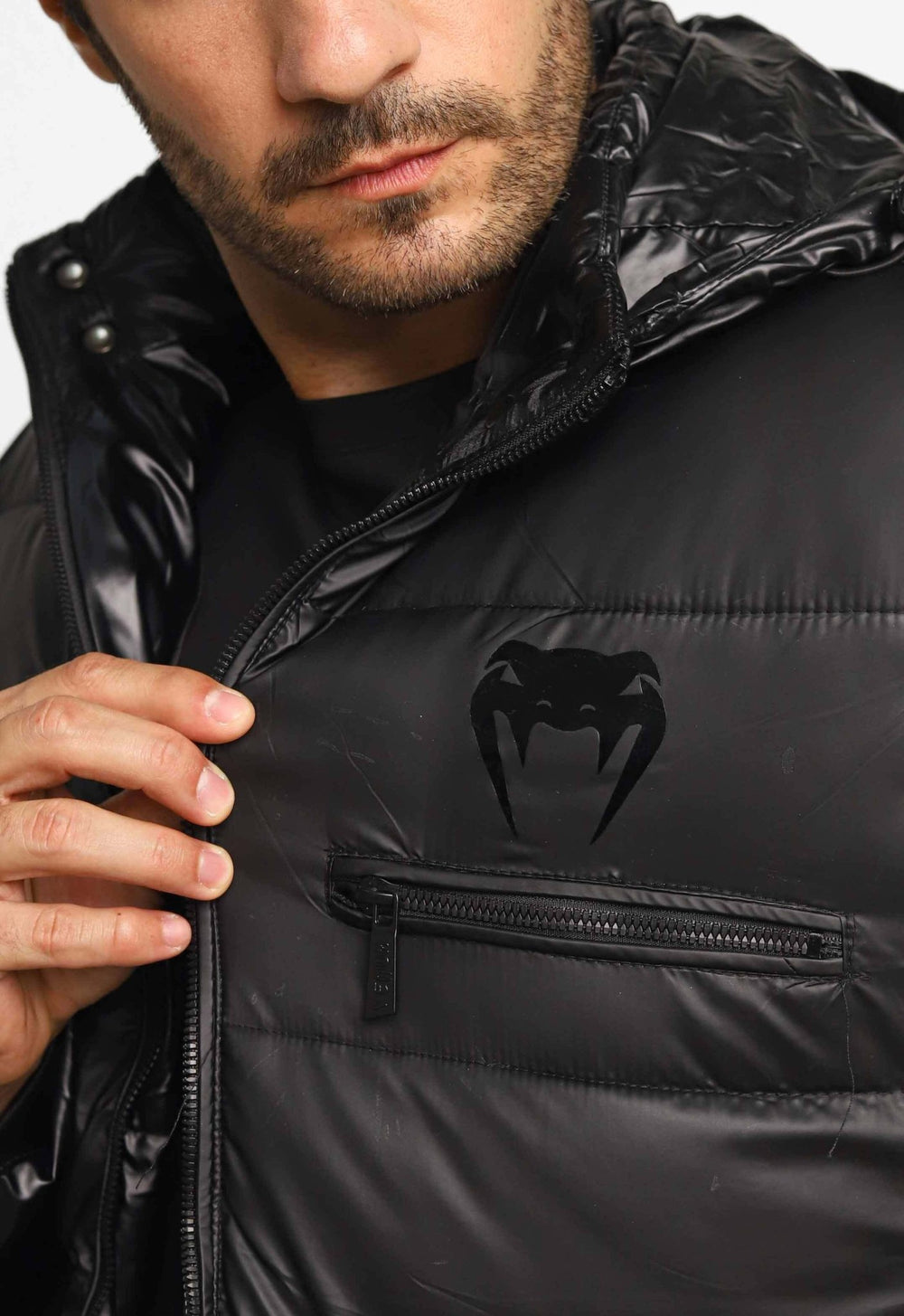 Jaqueta Venum Nylon Puffer Ziper Peito Preta VNM228026 - Henri Store