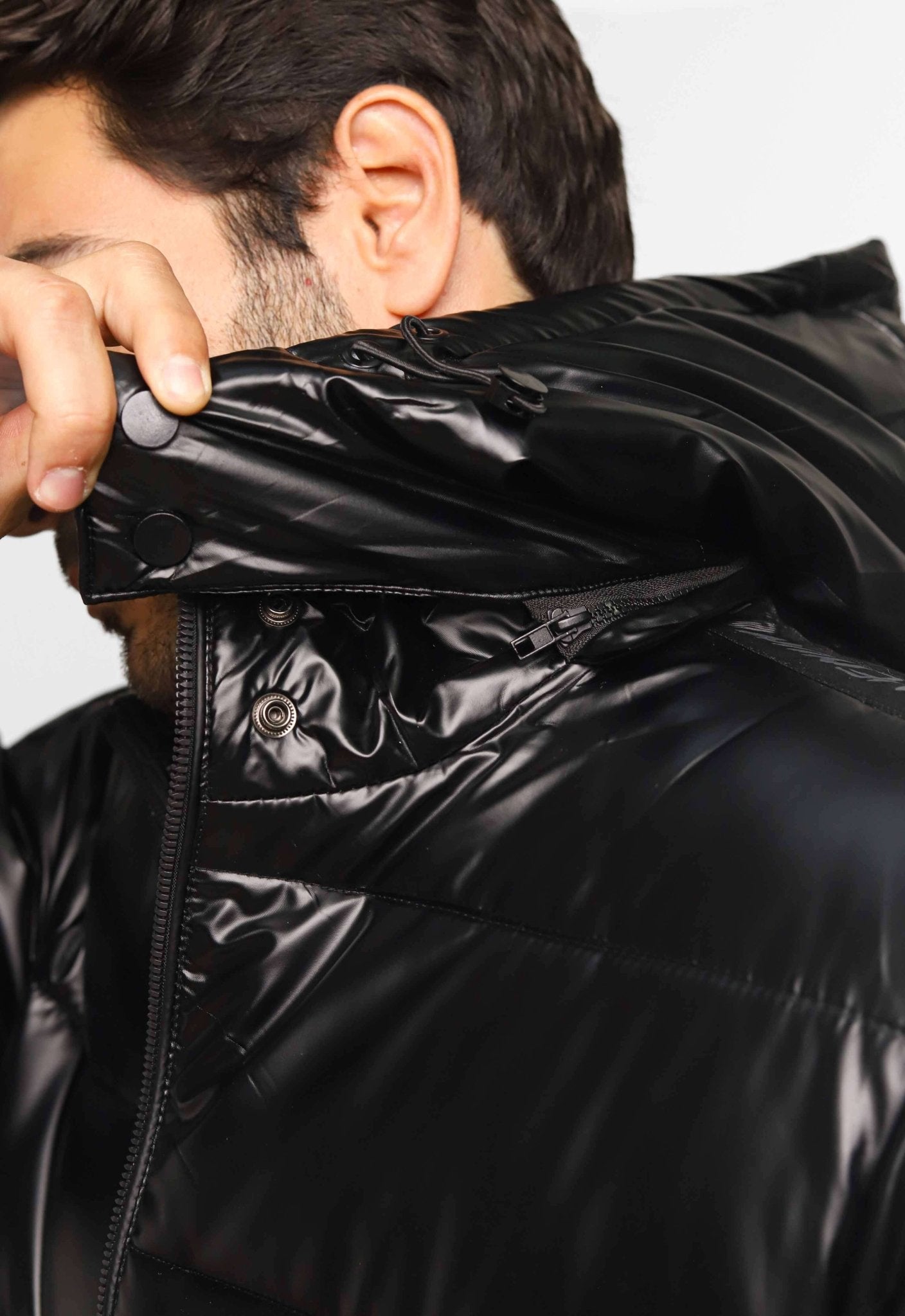 Jaqueta Venum Nylon Puffer Ziper Preta VNM228031 - Henri Store