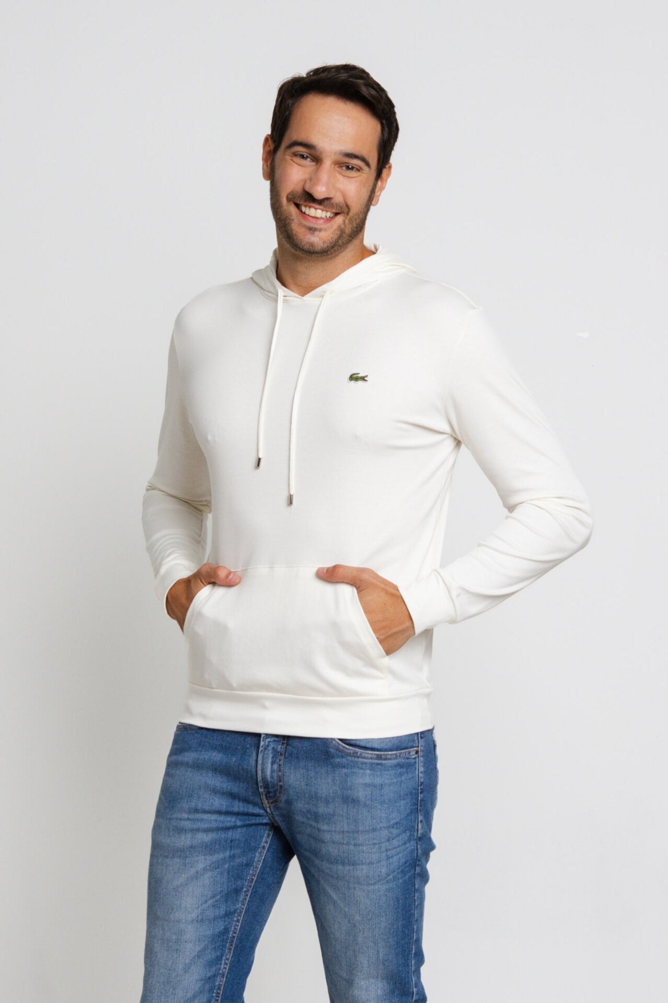 Manga Longa Lacoste C/ Capuz Regular Fit - LIVE - Henri Store
