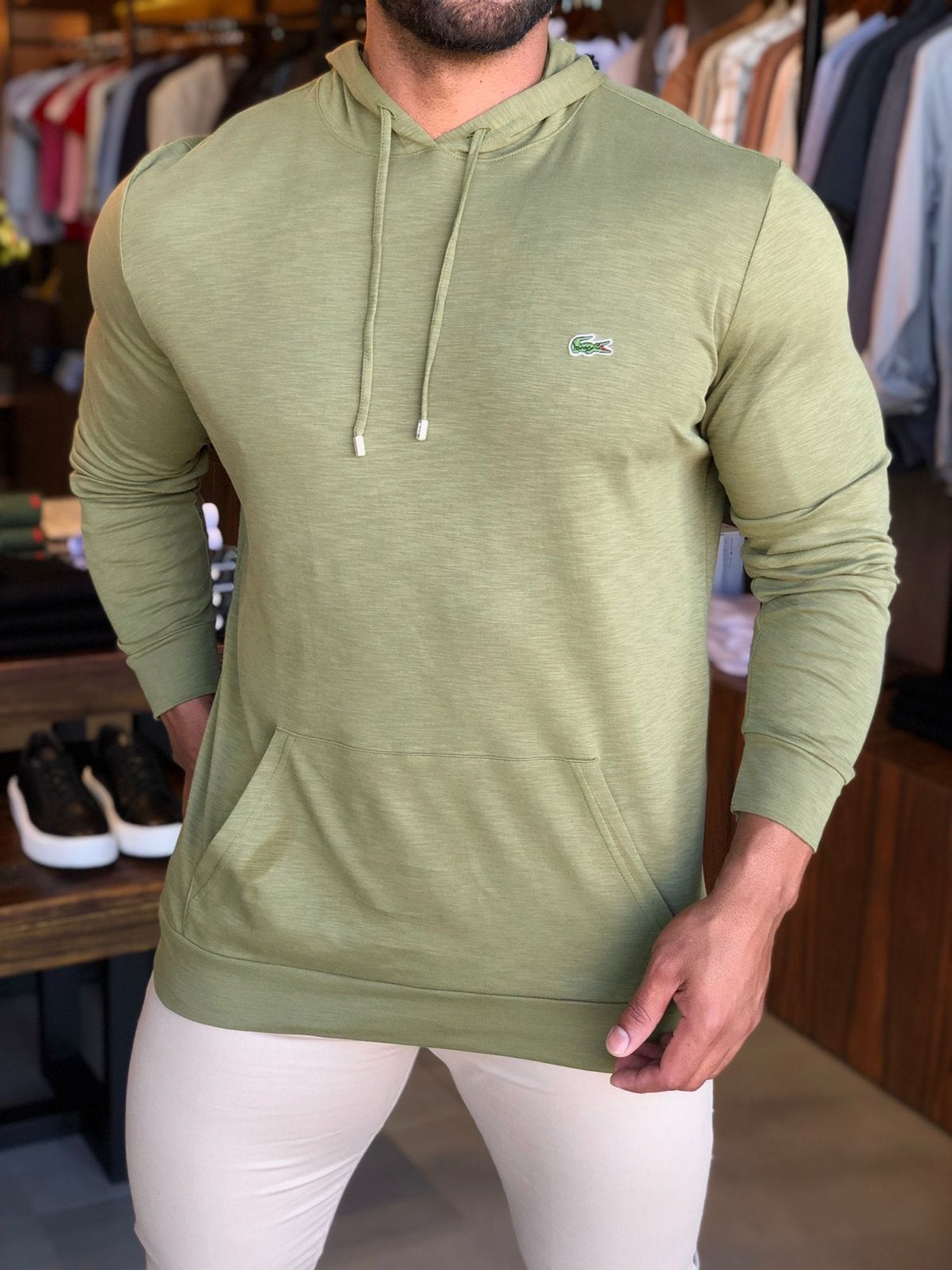 Manga Longa Lacoste C/ Capuz Regular Fit - LIVE - Henri Store