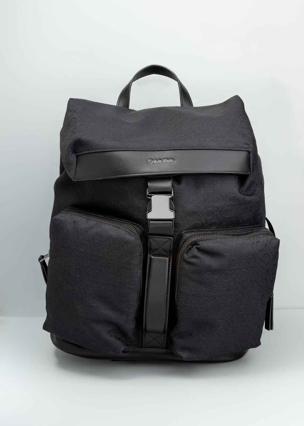 Mochila Calvin Klein Bolsos Frontais Preta - Henri Store