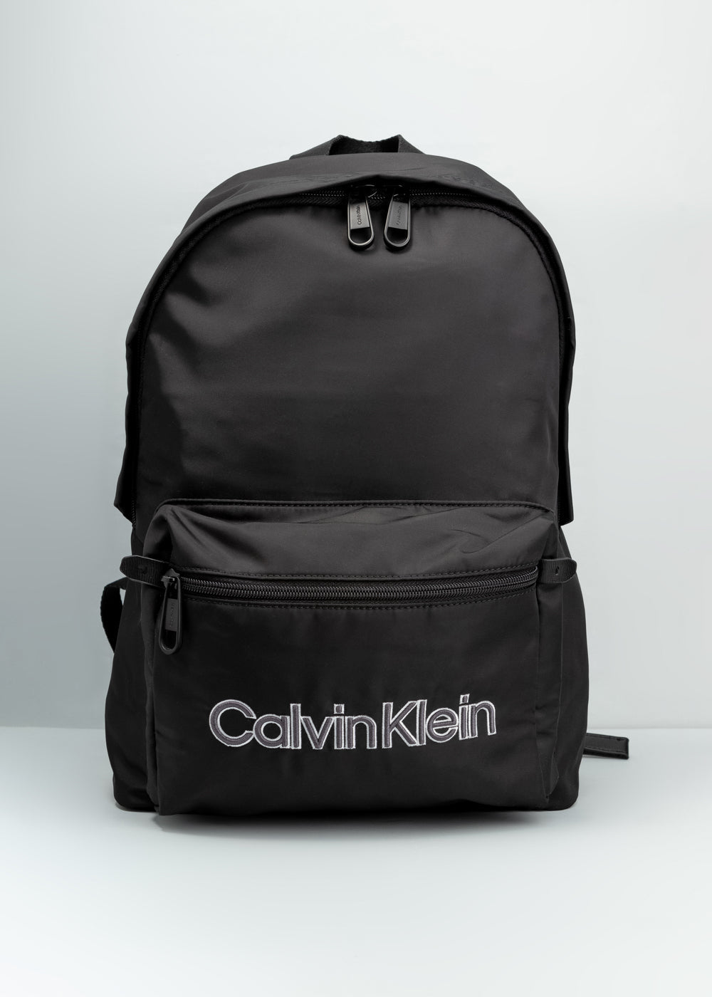 Mochila Calvin Klein Preta Nylon Embroidered Logo Bordado - Henri Store