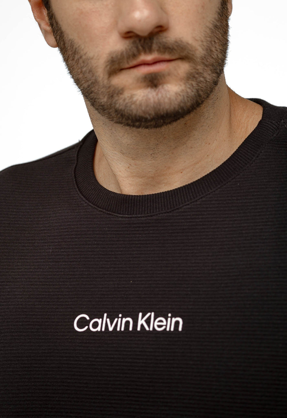 Moletom Calvin Klein Careca Logo Central Embossed - Henri Store
