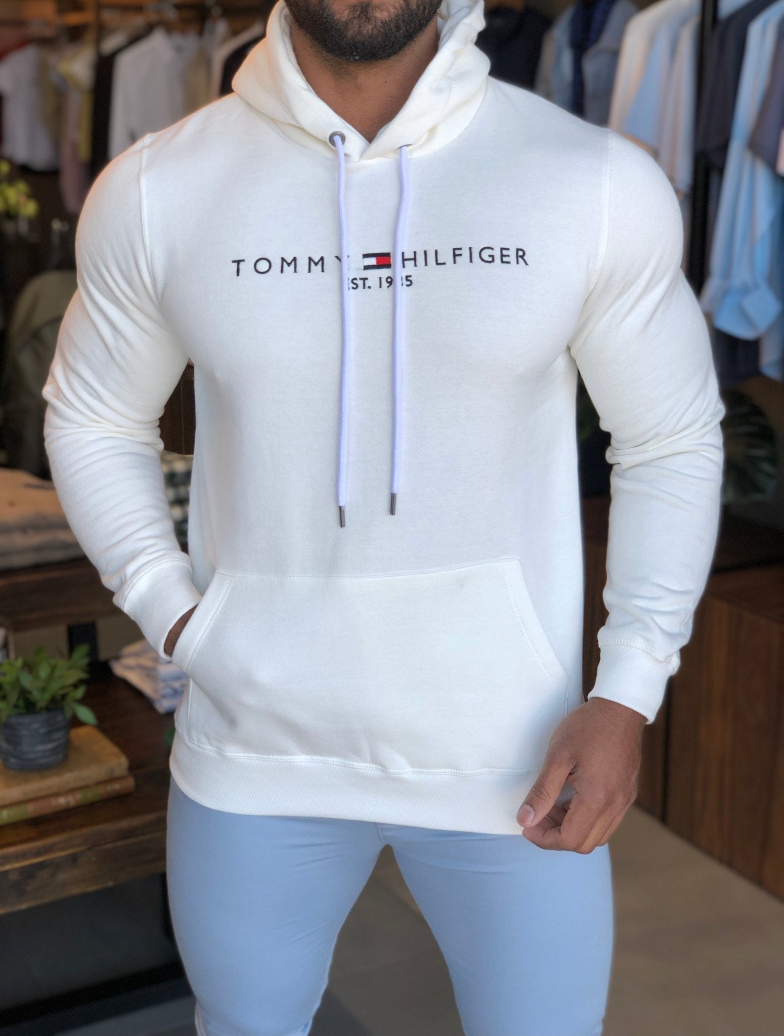 Moletom Tommy Hilfiger Branco Est. 1985 - Henri Store
