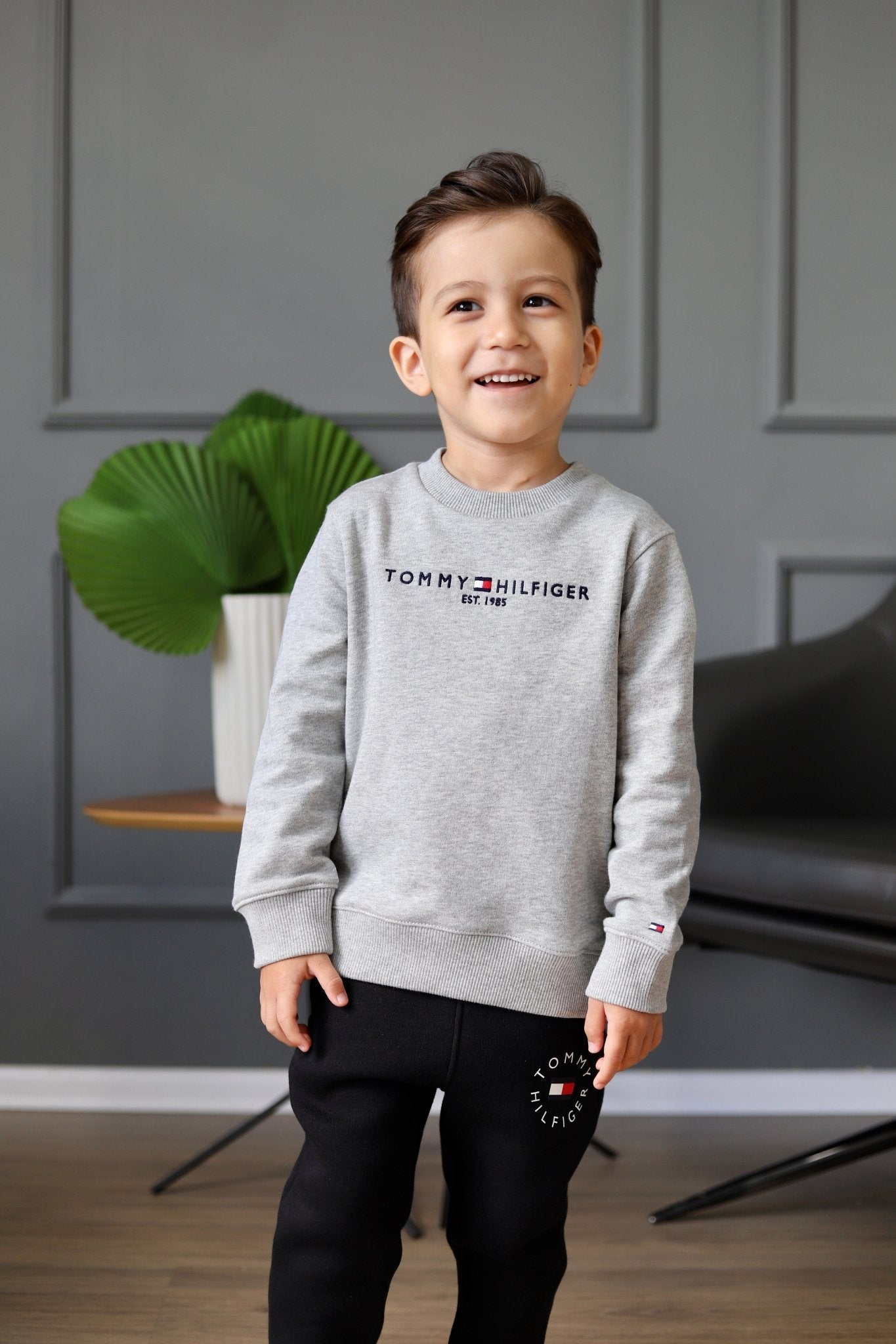 Moletom Tommy Hilfiger Cinza Est.1985 Infantil - Henri Store