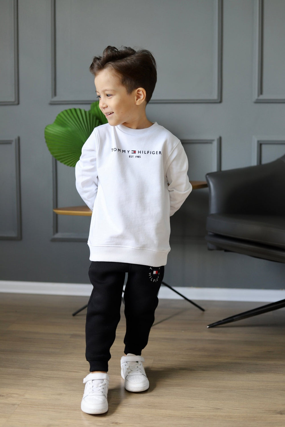 Moletom Tommy Hilfiger Essential Sweatshirt Branco Infantil - Henri Store