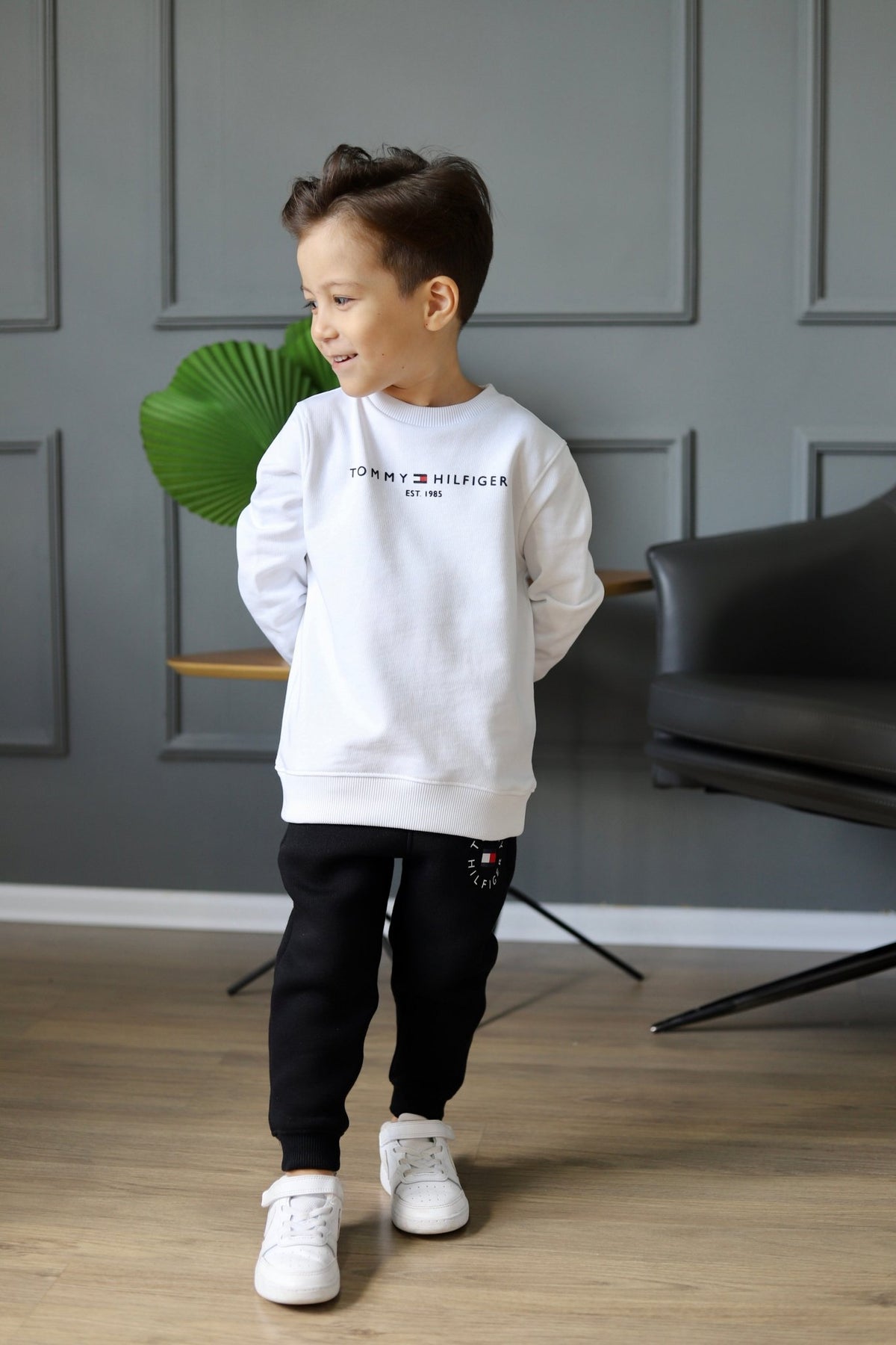 Moletom Tommy Hilfiger Essential Sweatshirt Branco Infantil - Henri Store