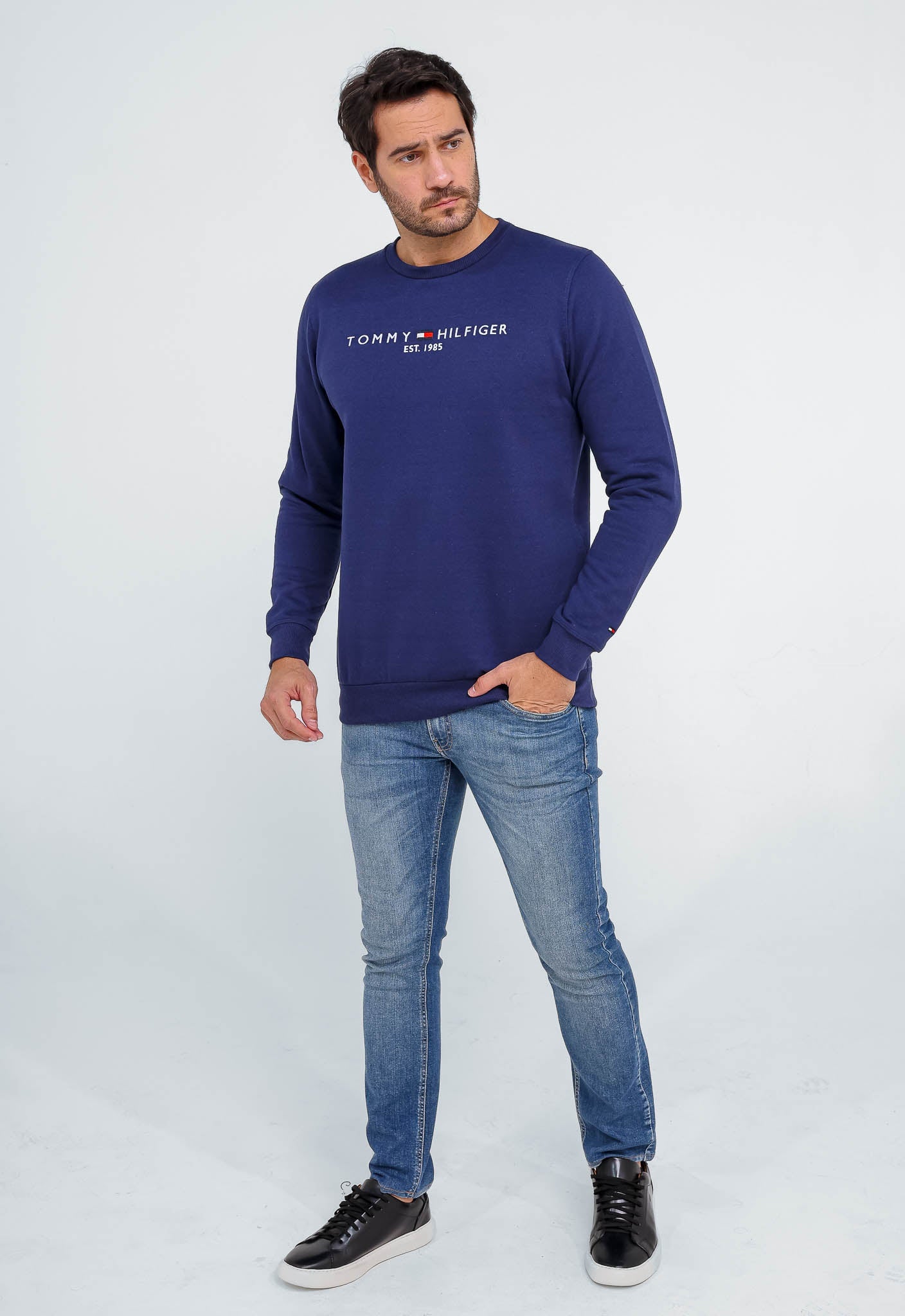 Moletom Tommy Hilfiger Logo Sweatshirt S/ Capuz - Henri Store