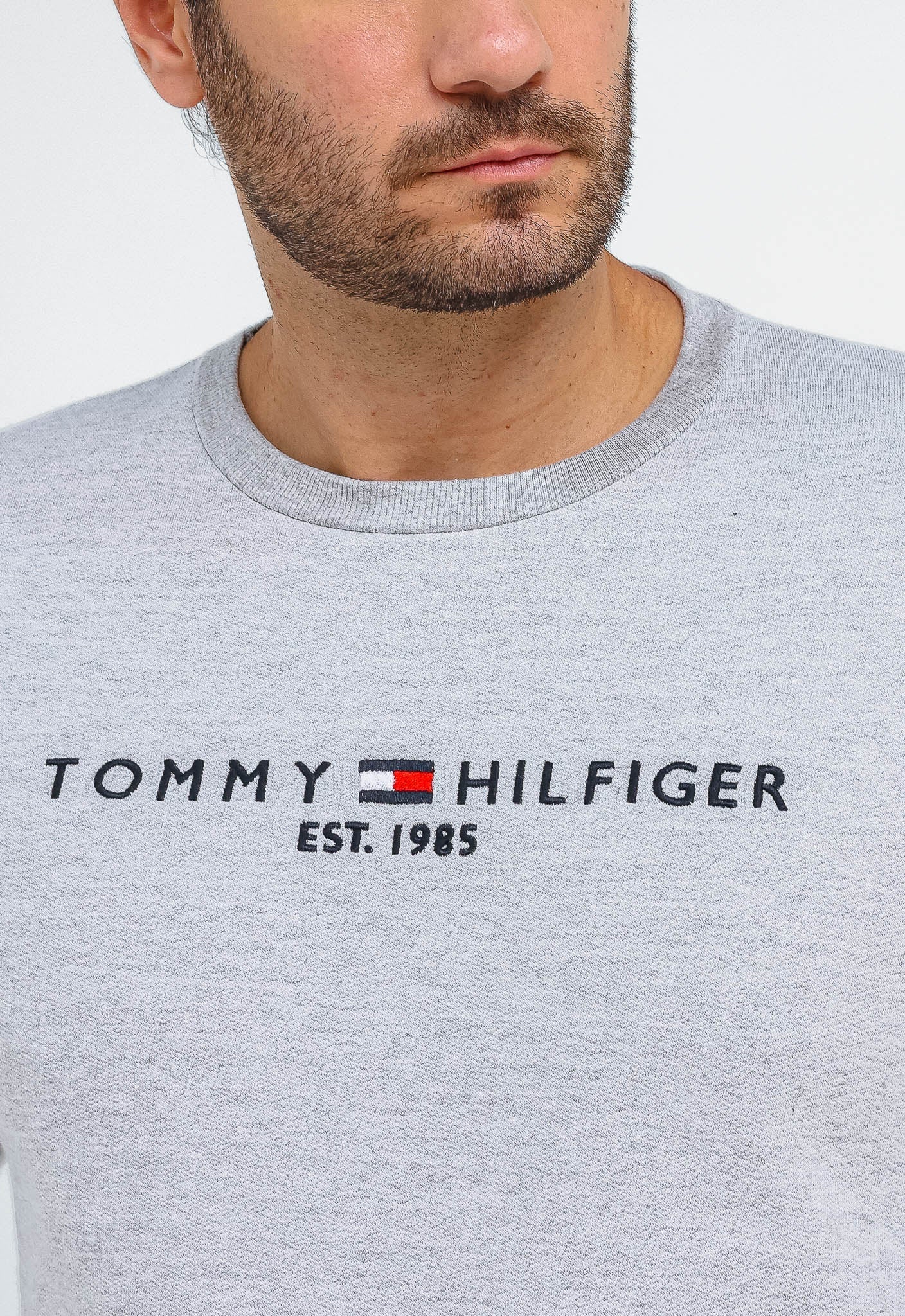 Moletom Tommy Hilfiger Logo Sweatshirt S/ Capuz - Henri Store