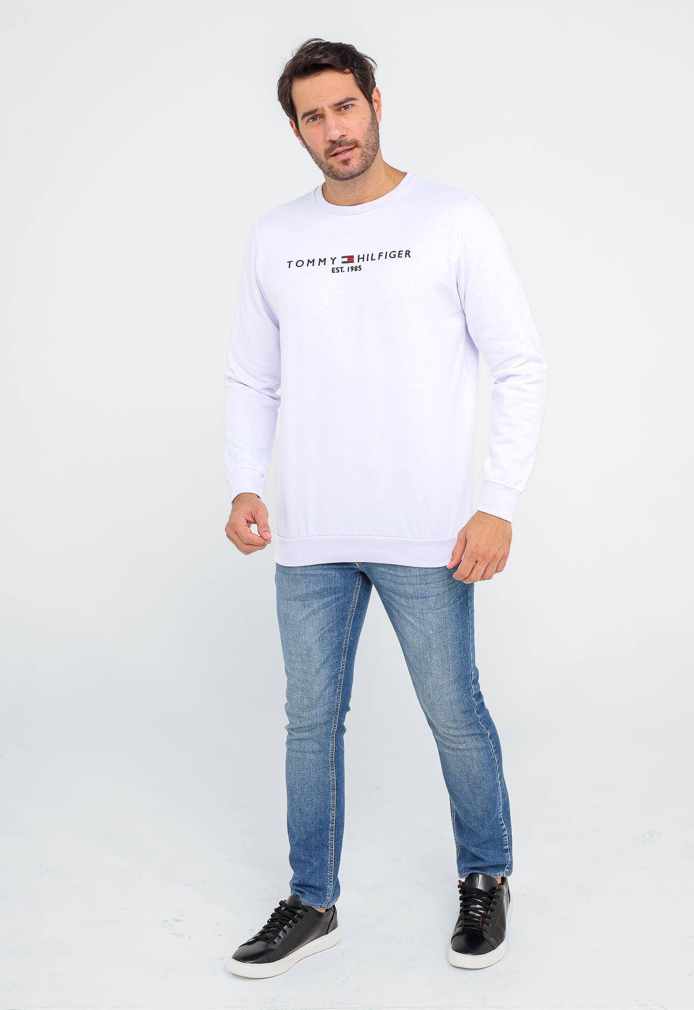 Moletom Tommy Hilfiger Logo Sweatshirt S/ Capuz - Henri Store