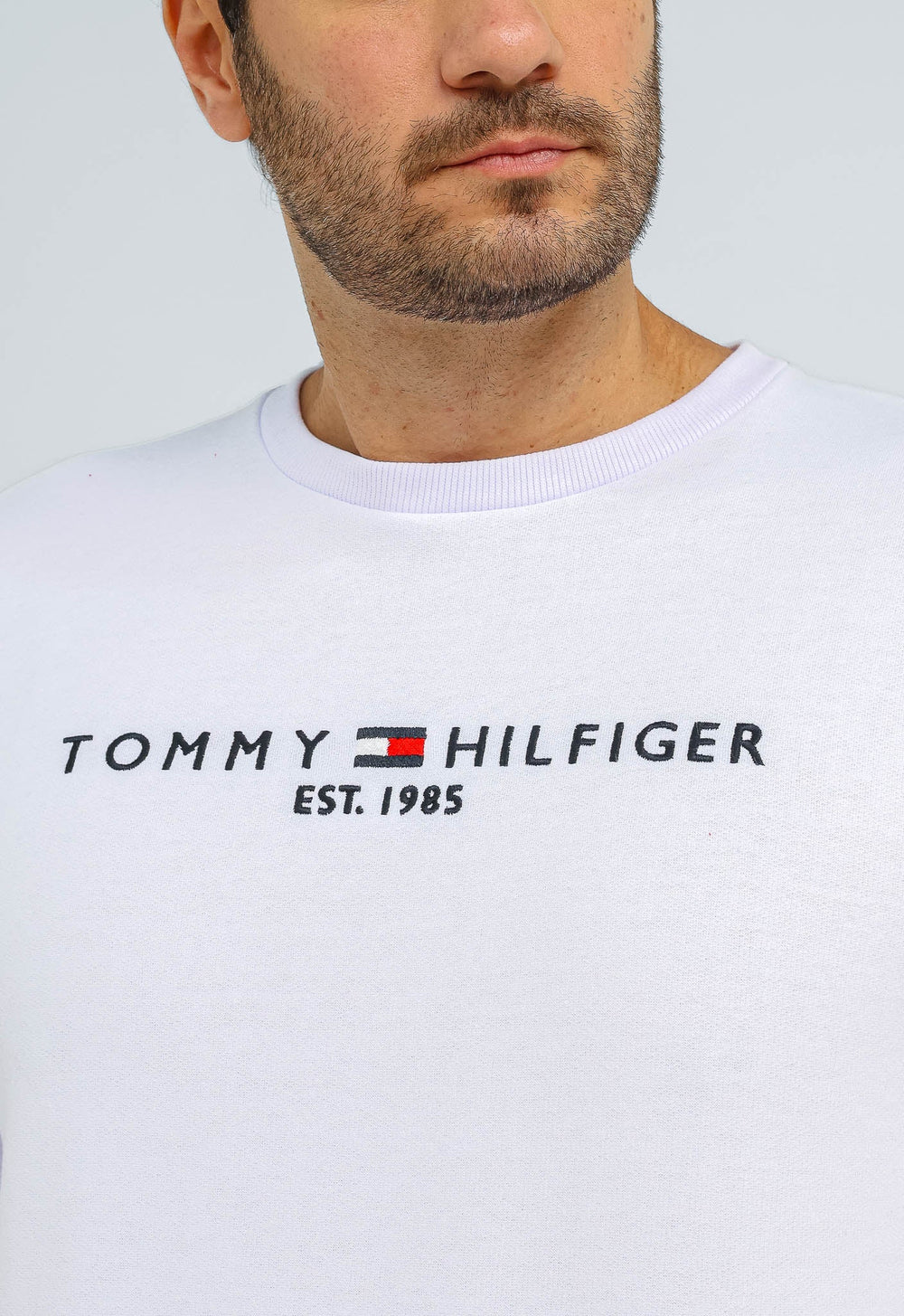 Moletom Tommy Hilfiger Logo Sweatshirt S/ Capuz - Henri Store