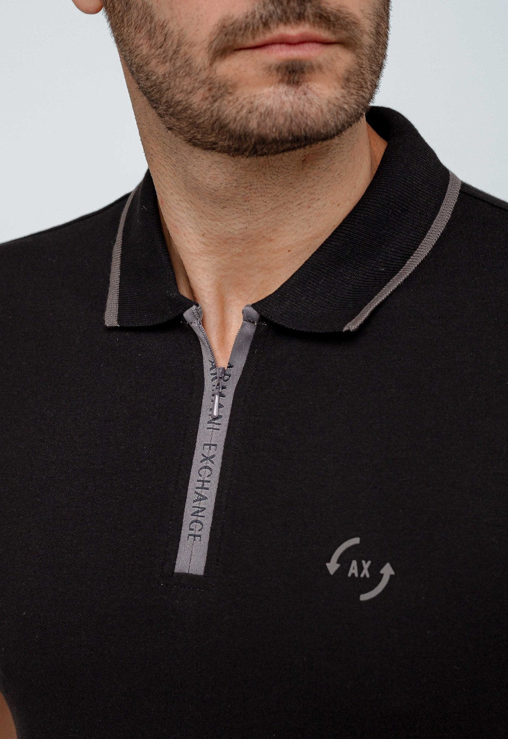 Polo Armani Exchange com Zíper Preta - Henri Store