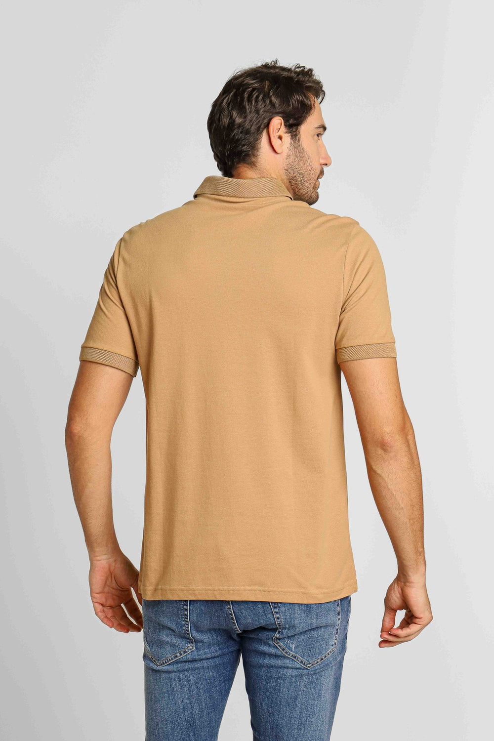 Polo Armani Exchange Logo Circular Peito Ocre - Henri Store