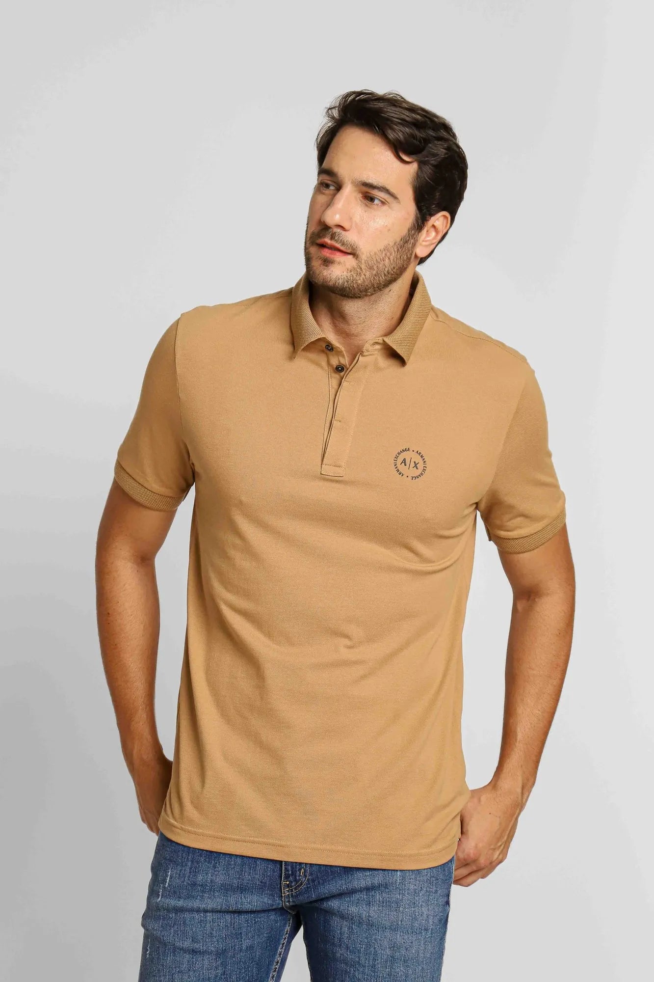 Polo Armani Exchange Logo Circular Peito Ocre - Henri Store