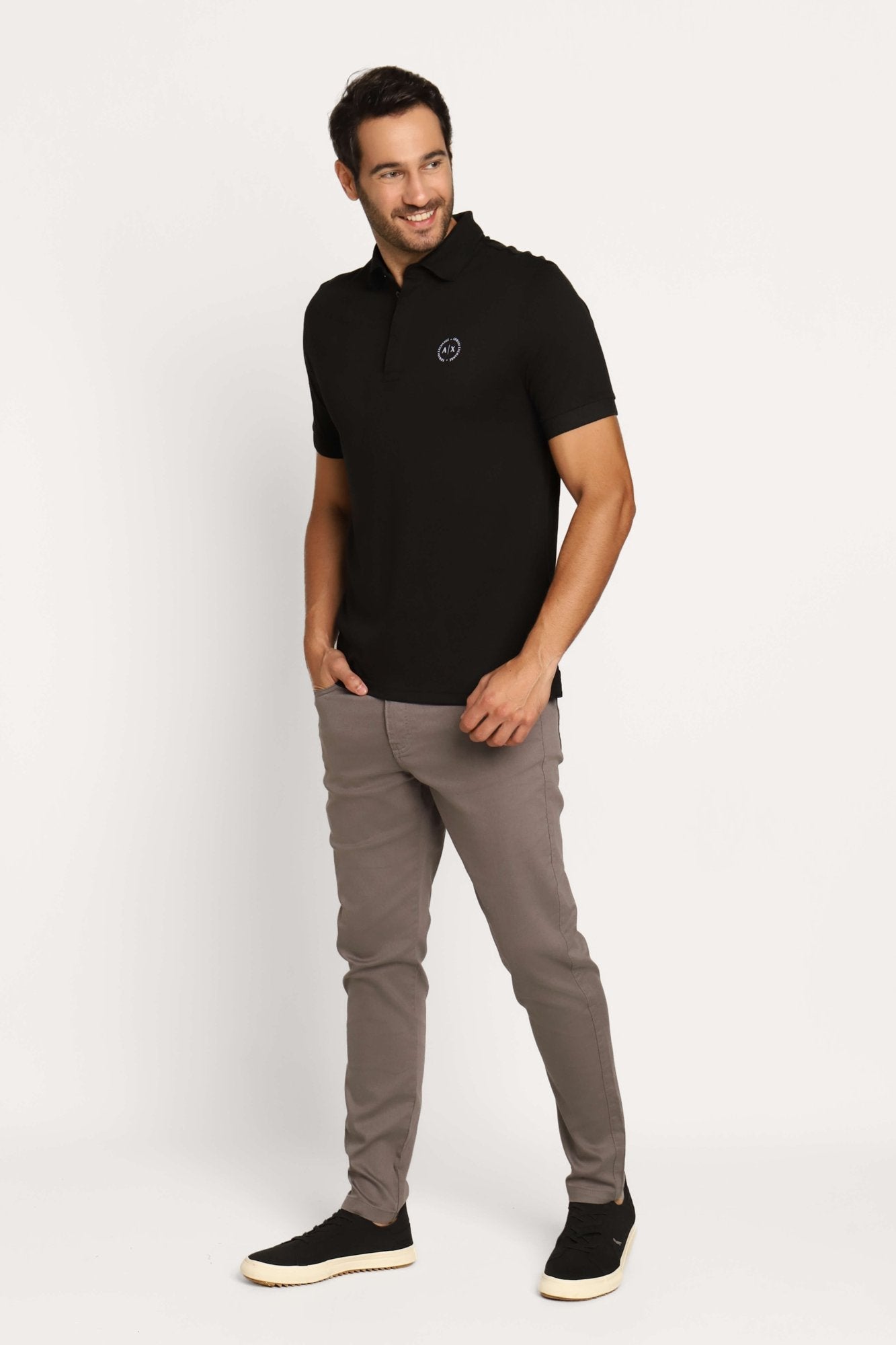 Polo Masculina Armani Exchange Logo Circular Peito Preto - Henri Store