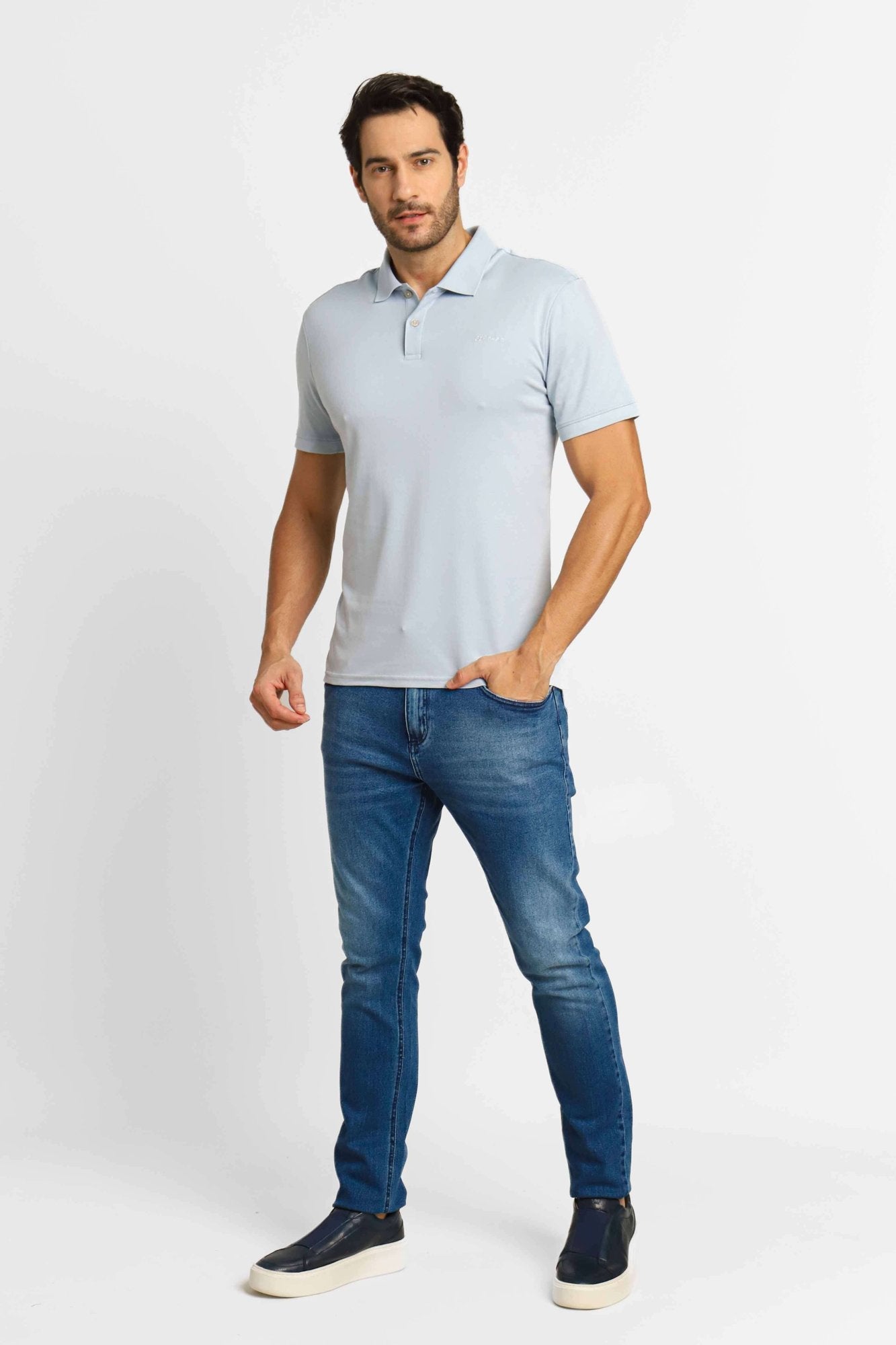 Polo Masculina Calvin Klein Interlock Liquid Touch Azul Claro - Henri Store