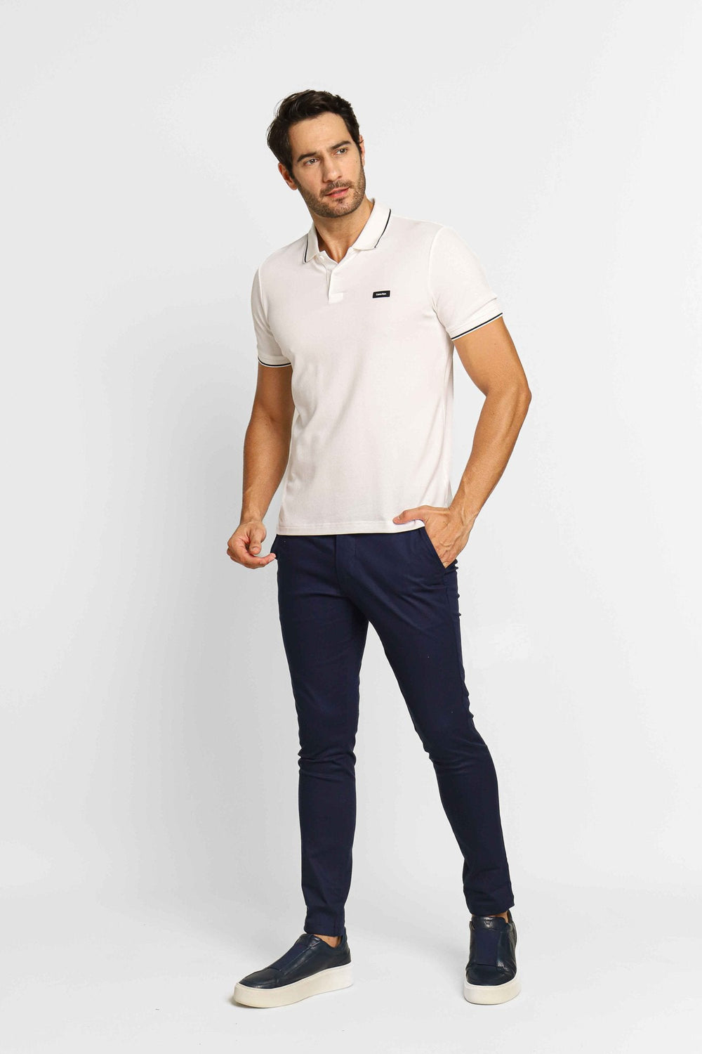 Polo Masculina Calvin Klein Slim Fit com Friso Branco - Henri Store