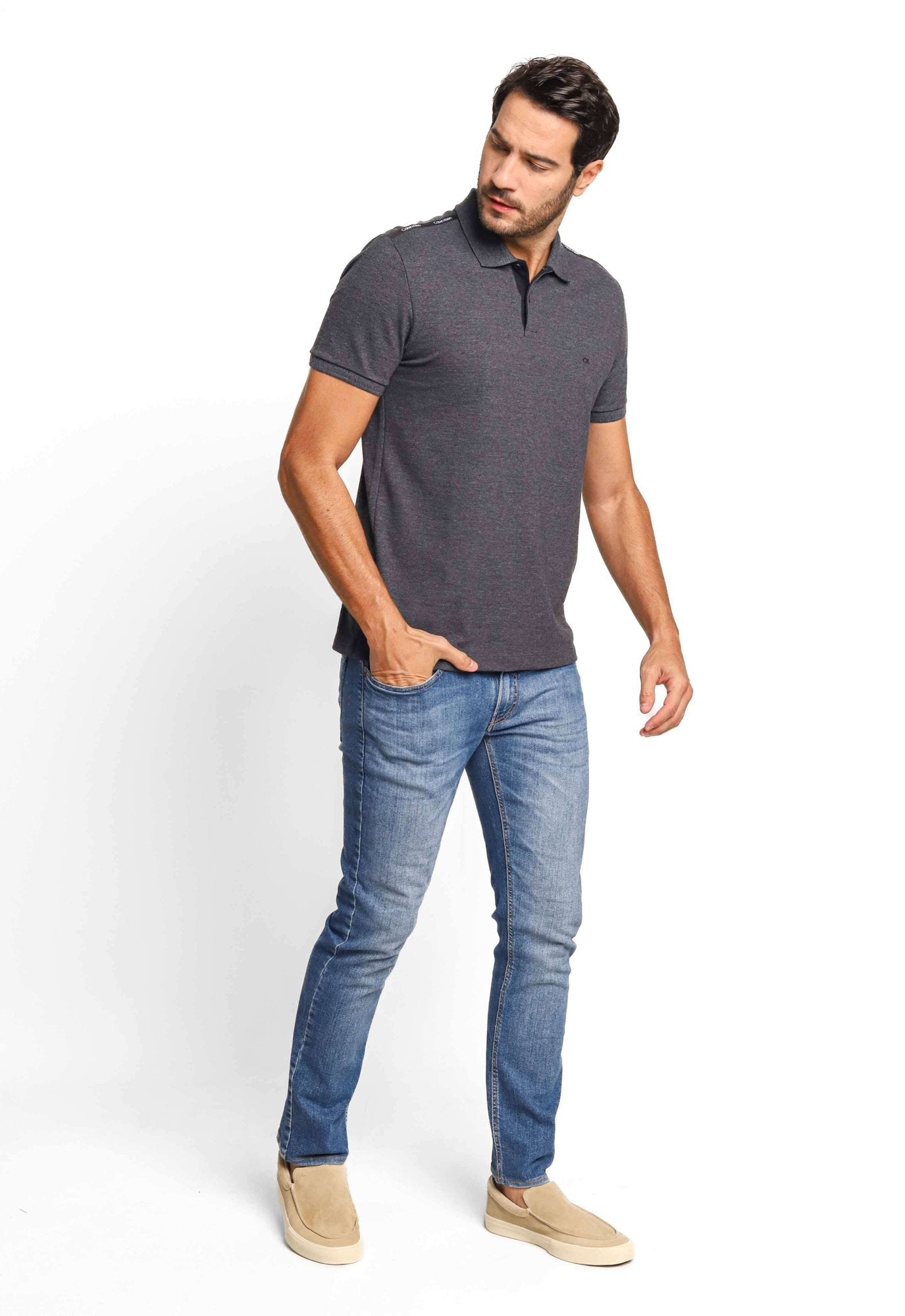 Polo Masculina Calvin Klein Slim Fit Logo Ombro - Henri Store