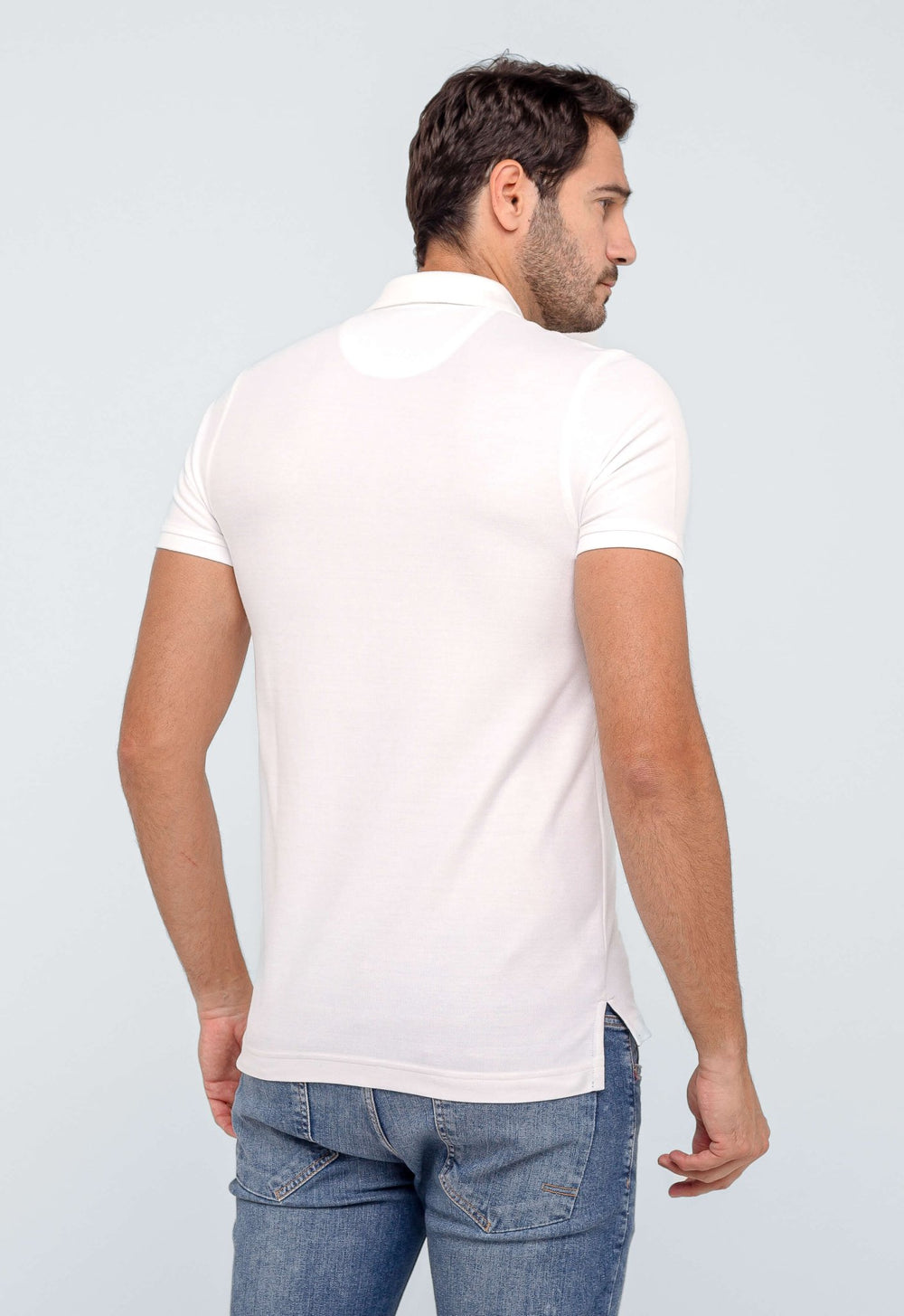 Polo Masculina Regular Básica Izod Branca com Logo Marinho - Henri Store