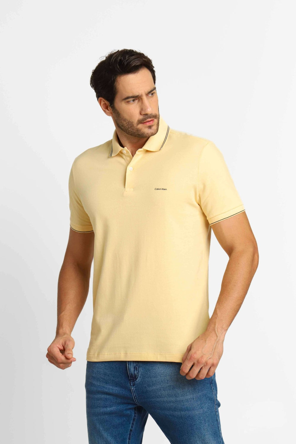Polo Masculina Regular Fit Calvin Klein com Friso Amarelo Claro - Henri Store