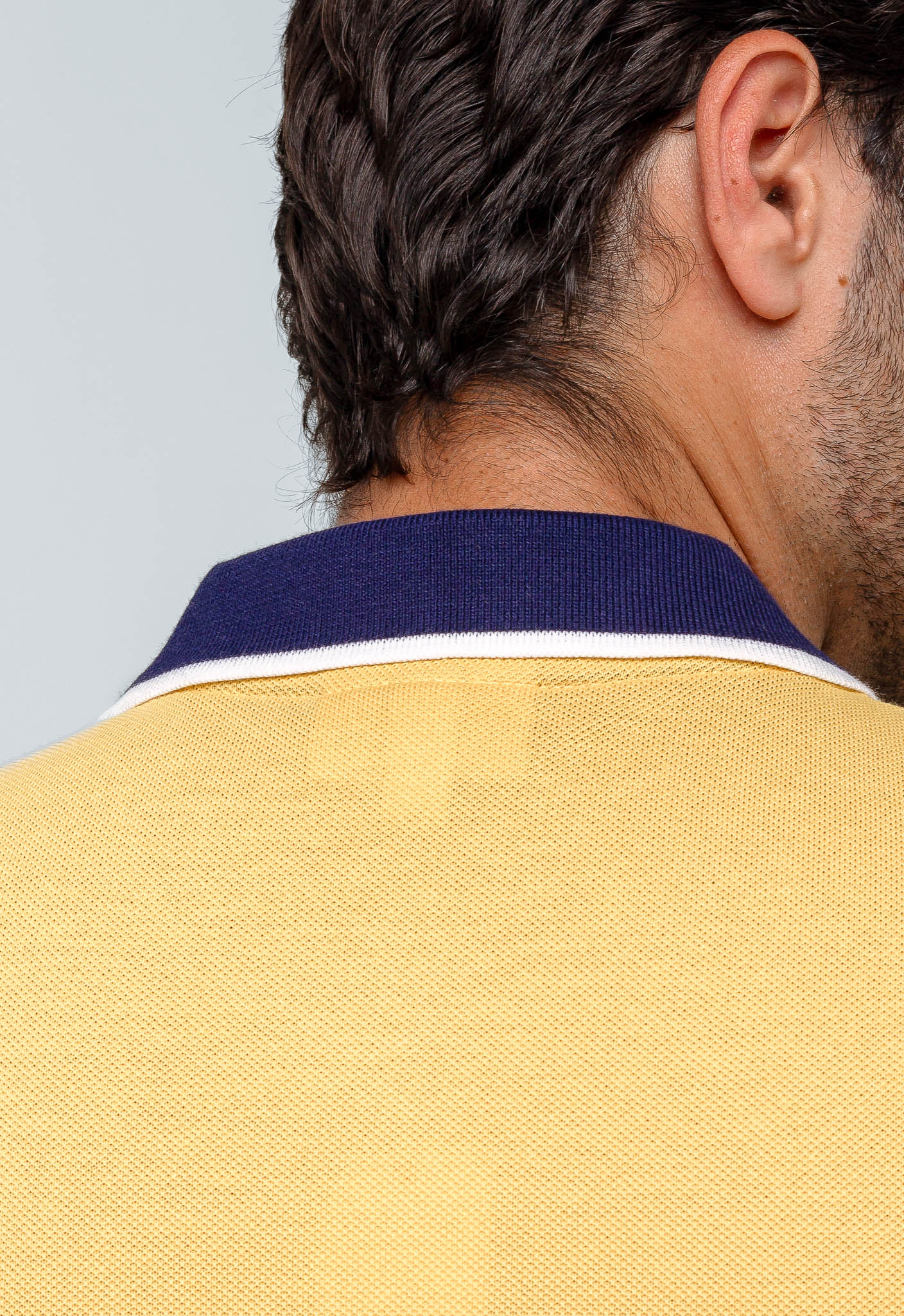 Polo Masculina Regular Fit Lacoste com Friso na Gola - Henri Store