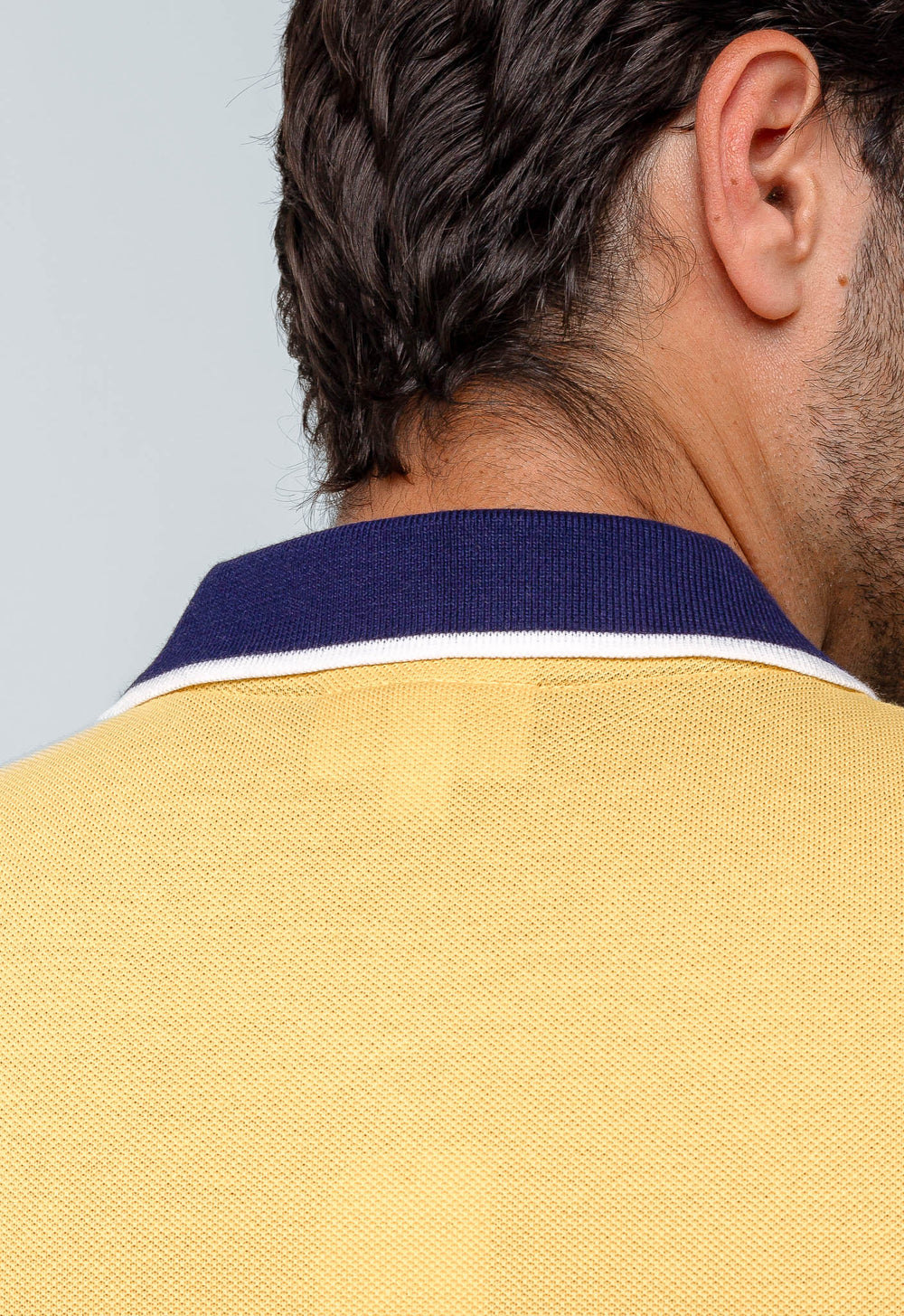 Polo Masculina Regular Fit Lacoste com Friso na Gola - Henri Store