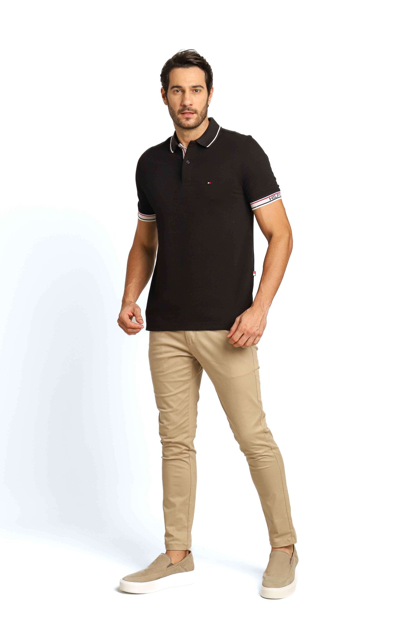 Polo Masculina Regular Fit Tommy Hilfiger com Logo no Punho Preto - Henri Store