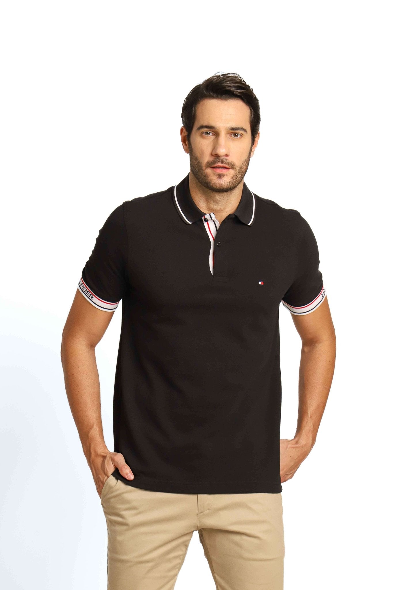 Polo Masculina Regular Fit Tommy Hilfiger com Logo no Punho Preto - Henri Store