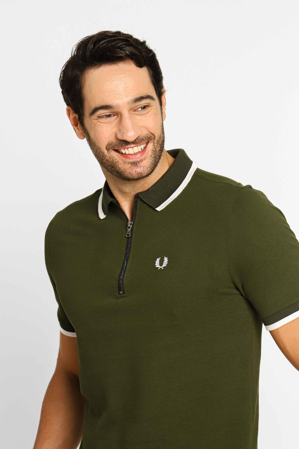 Polo Masculina Regular Fred Perry Verde Militar - Sale - Henri Store