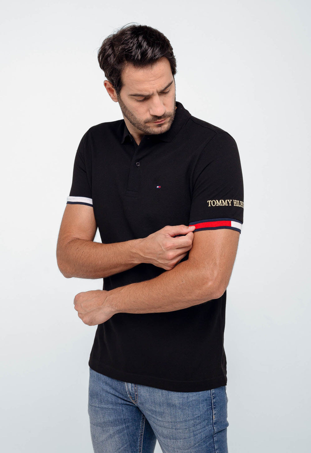 Polo Masculina Tommy Hilfiger com Logo Bordado no Braço - Henri Store