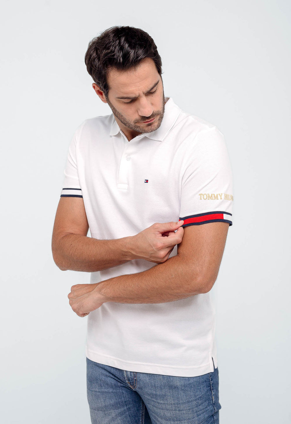 Polo Masculina Tommy Hilfiger com Logo Bordado no Braço - Henri Store