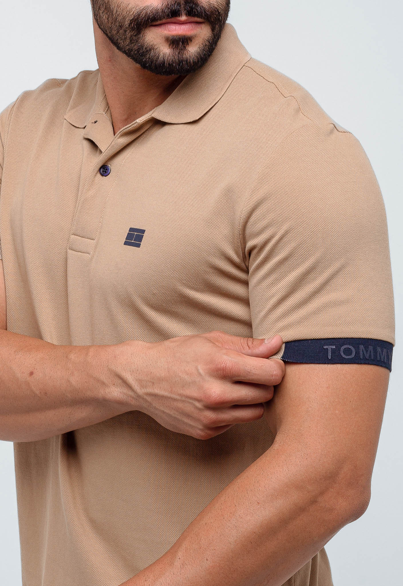 Polo Masculina Tommy Hilfiger Logo Manga - Henri Store