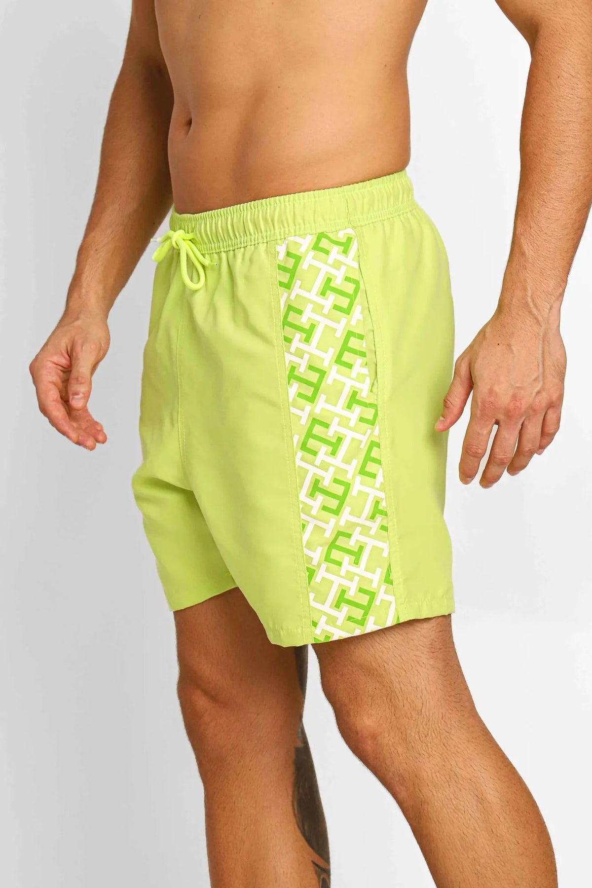 Short Tommy Hilfiger Detalhe Lateral - Sale - Henri Store