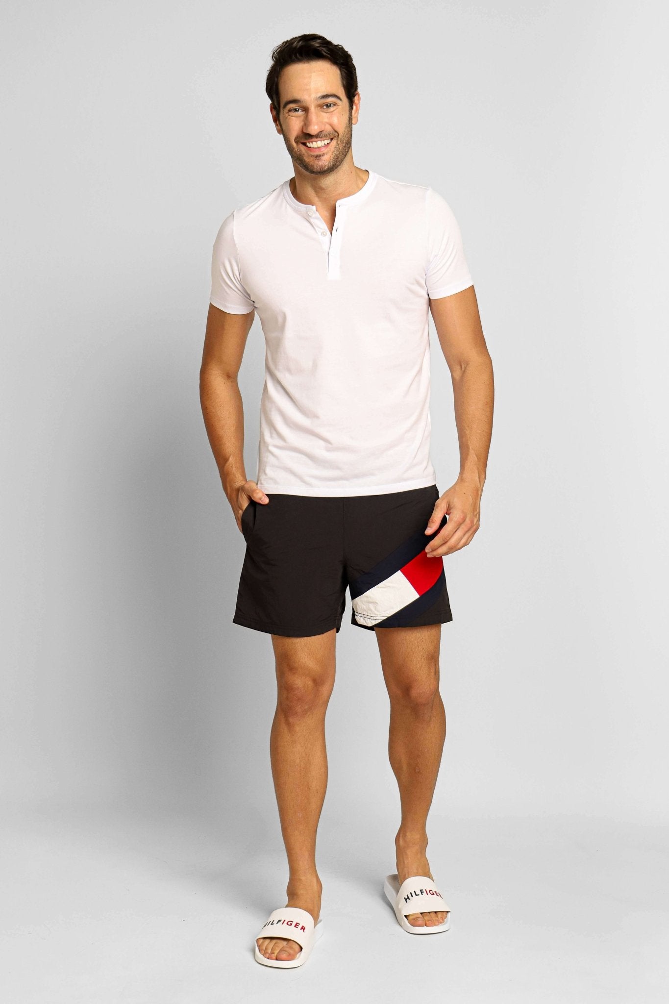 Short Tommy Hilfiger Drawstring Flag Preto - Henri Store