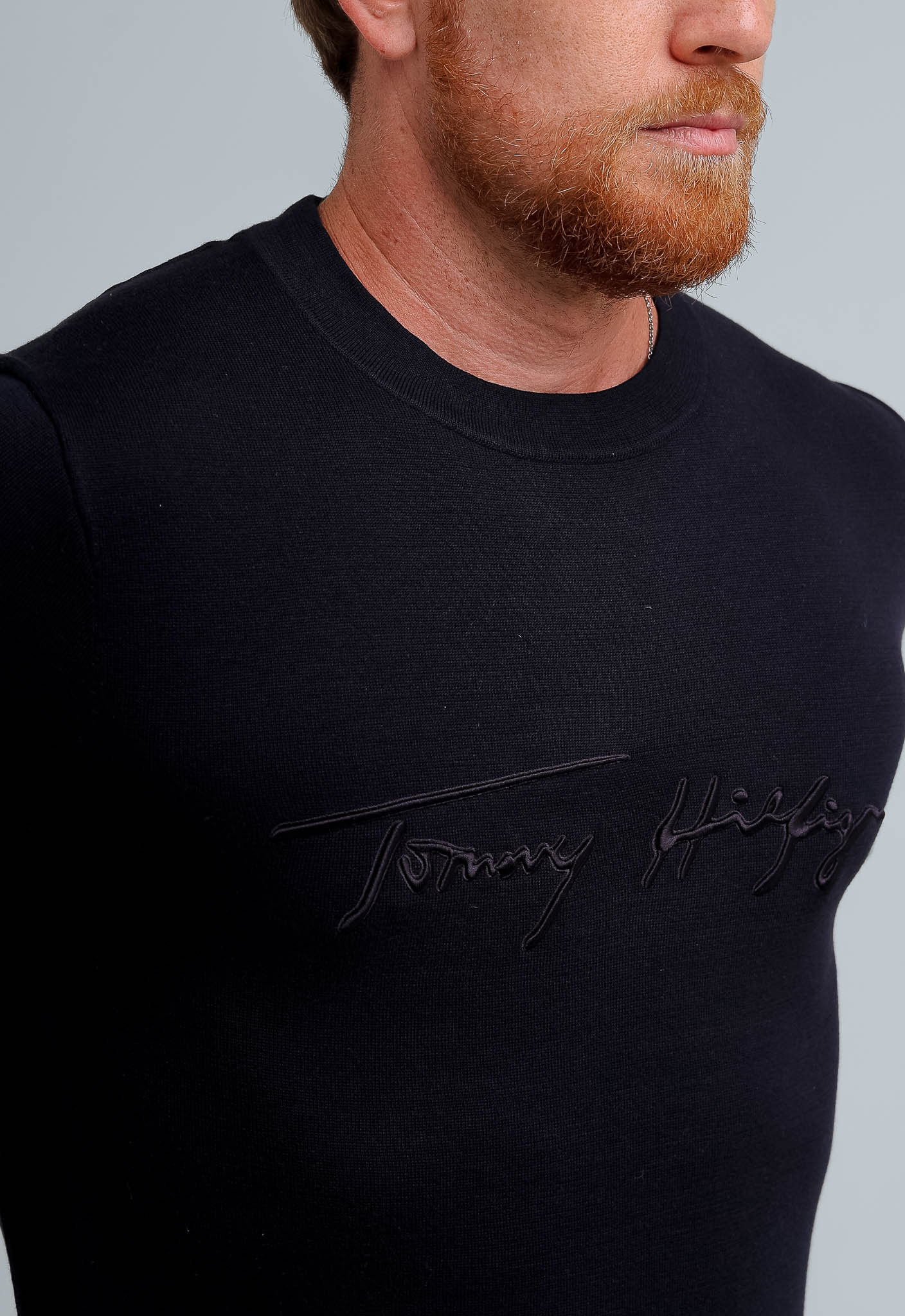 Suéter Tommy Hilfiger Marinho c/ Escrita - Henri Store