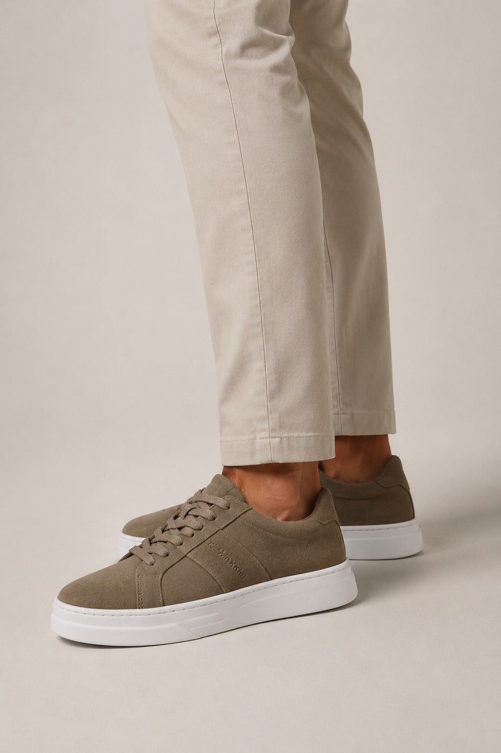 Tênis Calvin Klein Camurça - Ref: M32041 - Henri Store