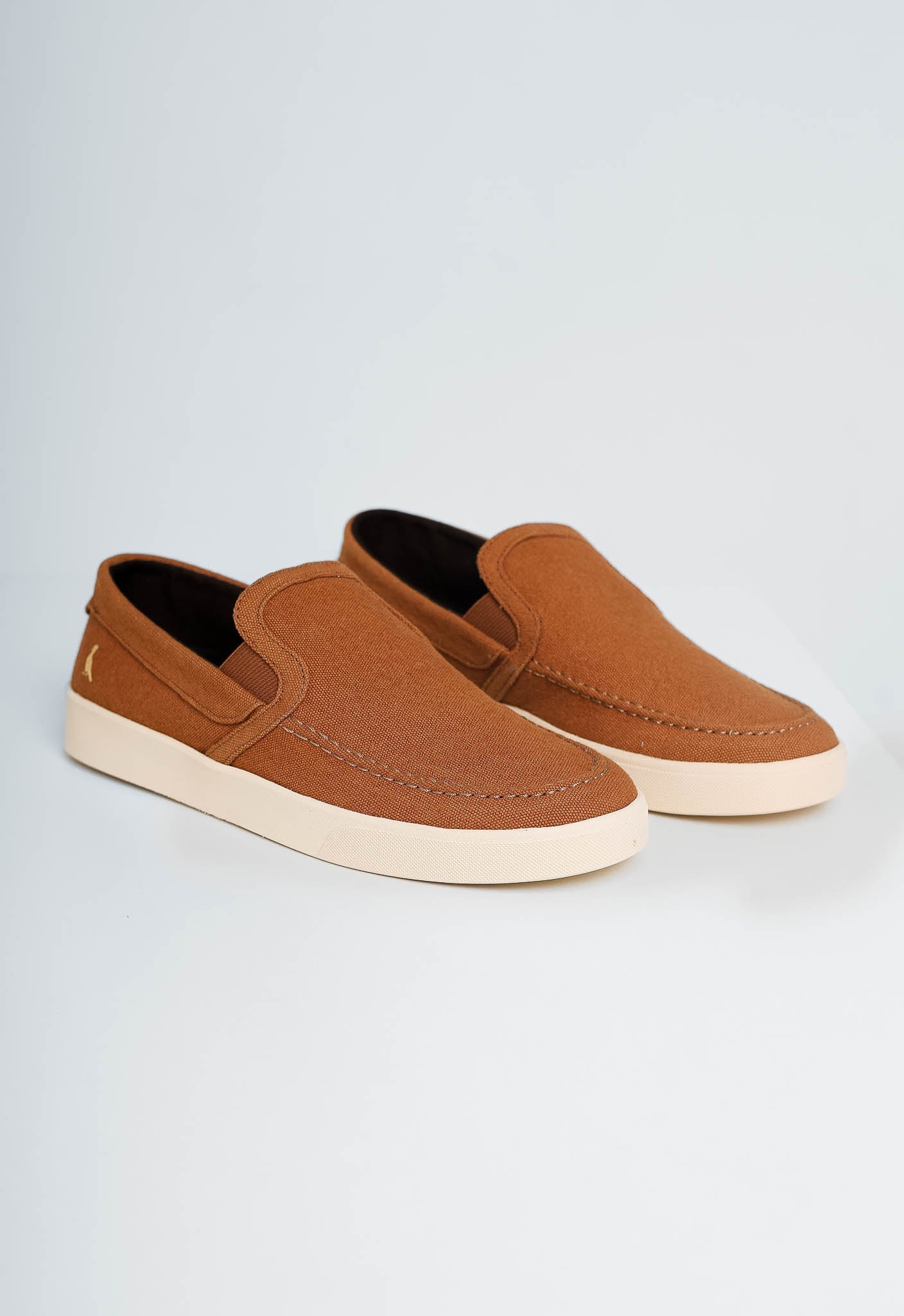 Tênis Reserva Caramelo - Henri Store