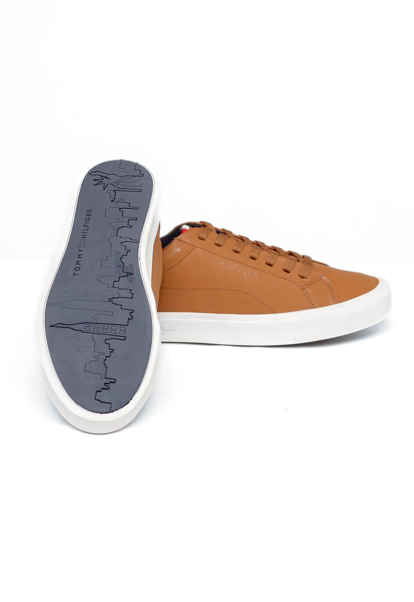 Tenis Tommy Hilfiger Greg Caramelo - Henri Store